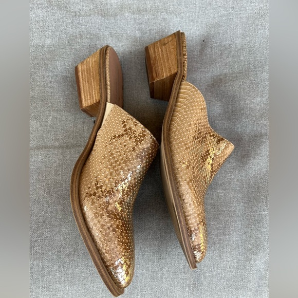 Chinese Laundry Gold Metallic Animal Print Mules Size 10 - Picture 4 of 5